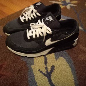 Air max 90 size 10.5 mens
